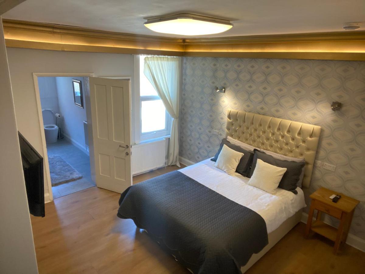 Ideal Abode Abbots 4 En-Suite Chester Buitenkant foto