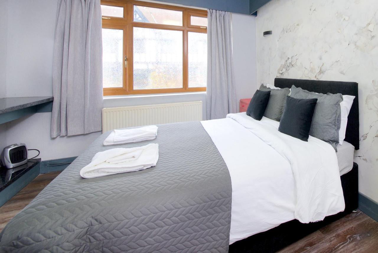 Ideal Abode Abbots 4 En-Suite Chester Buitenkant foto